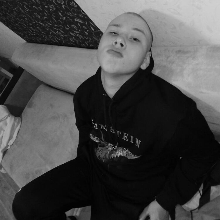  45927521  Kirill, 20 ,    