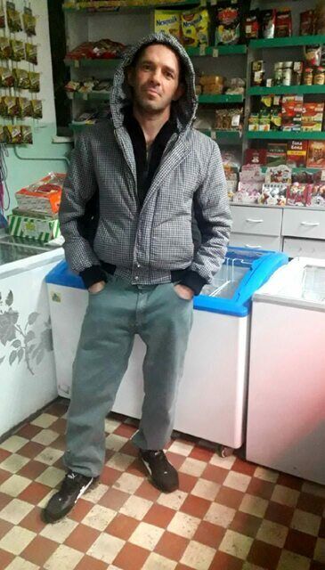  41787151  Dima, 44 ,     