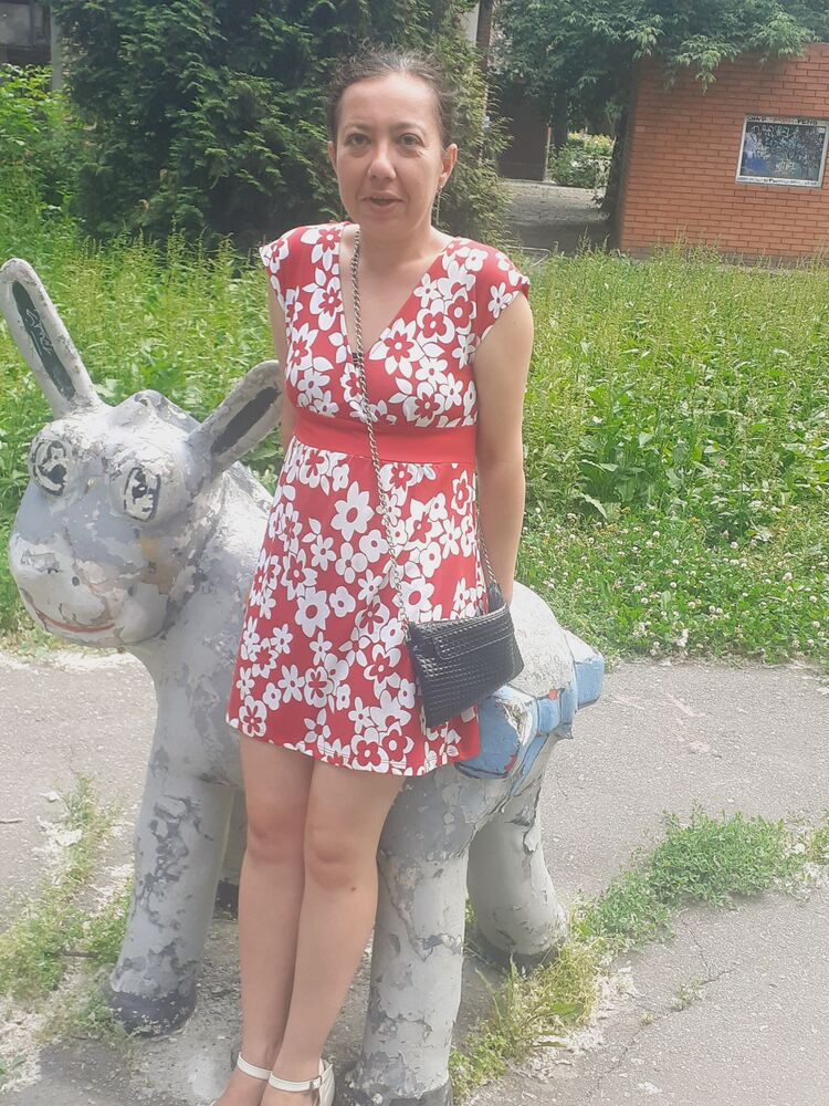  ,   Yulia, 37 ,   ,   