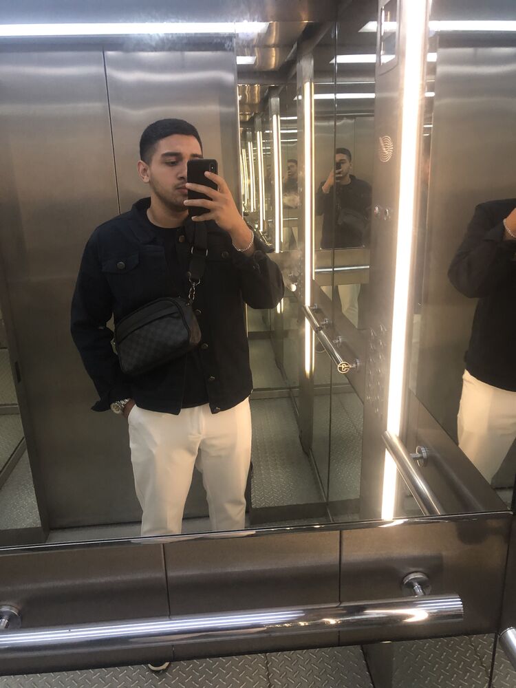  46660741  , 23 ,    