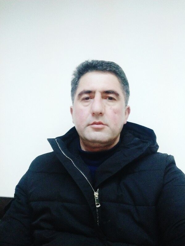  18965261  Eldeniz, 47 ,    