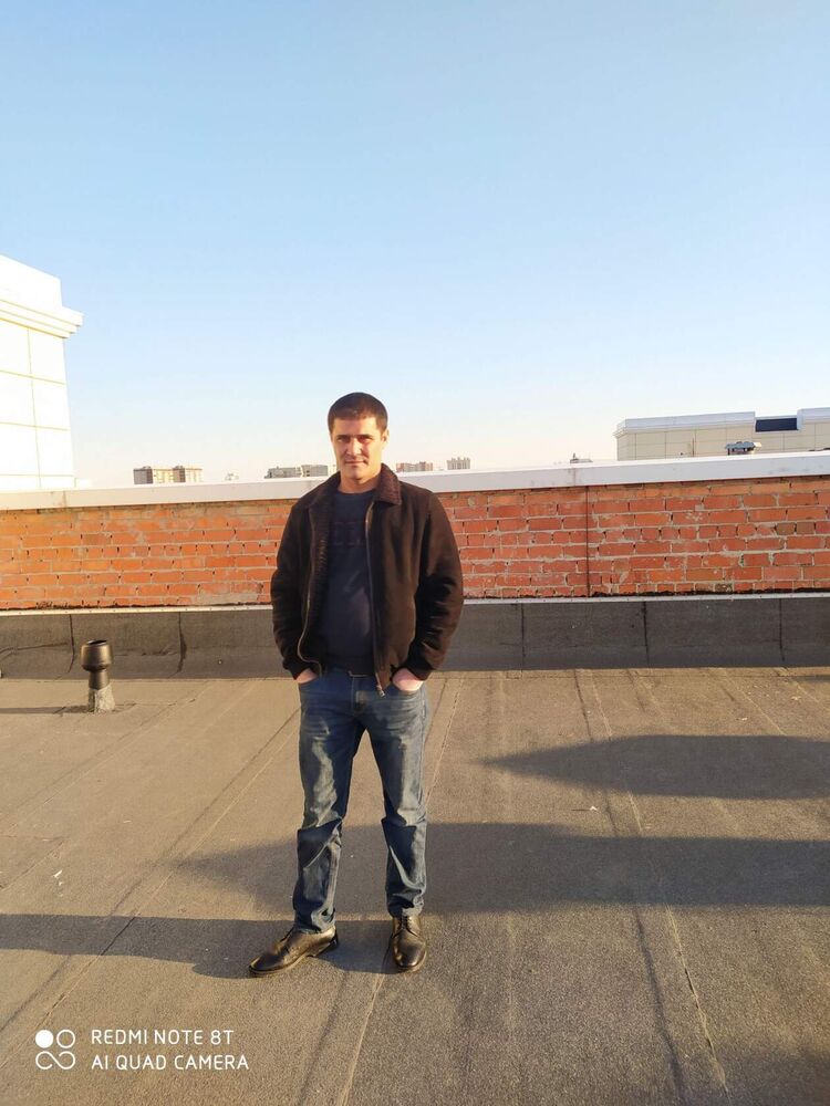  45908021  Vuqar, 44 ,    