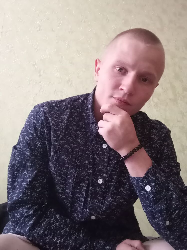  ,   Sergei, 25 ,   ,   , c , 