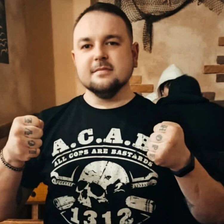  33337231  Vladimir, 37 ,    