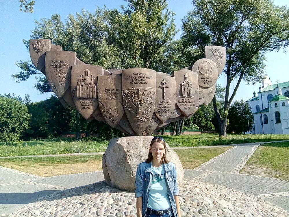  29758381  , 44 ,    