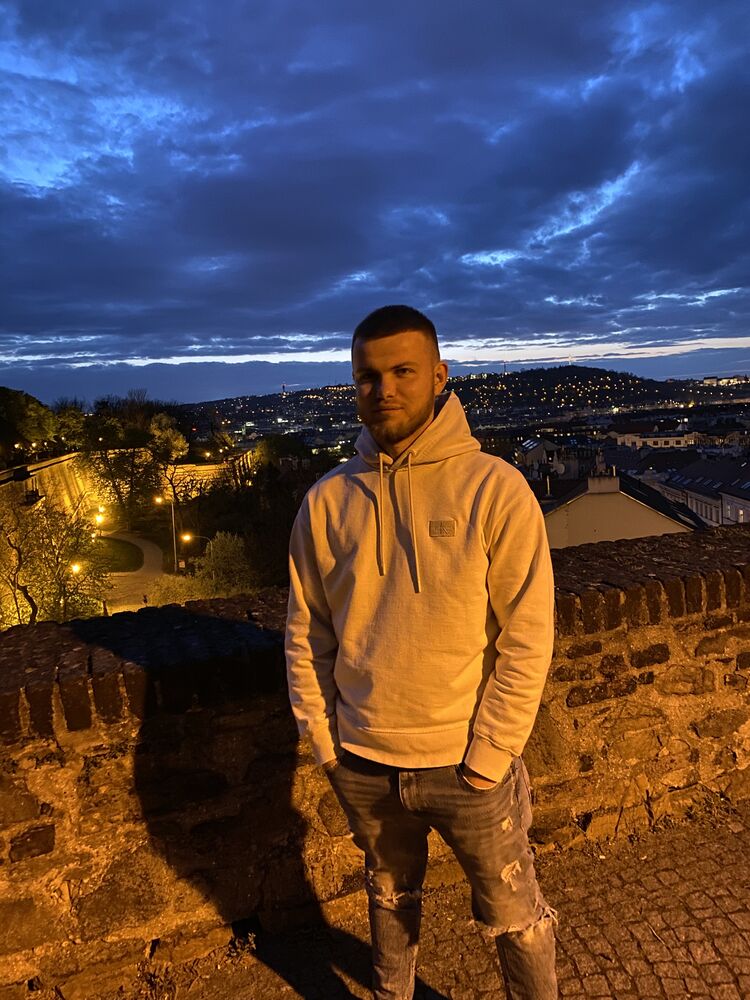  Praha,   Lyubomyr, 26 ,   ,   , 