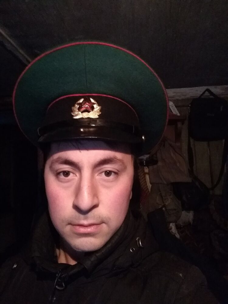  18279501  , 28 ,    