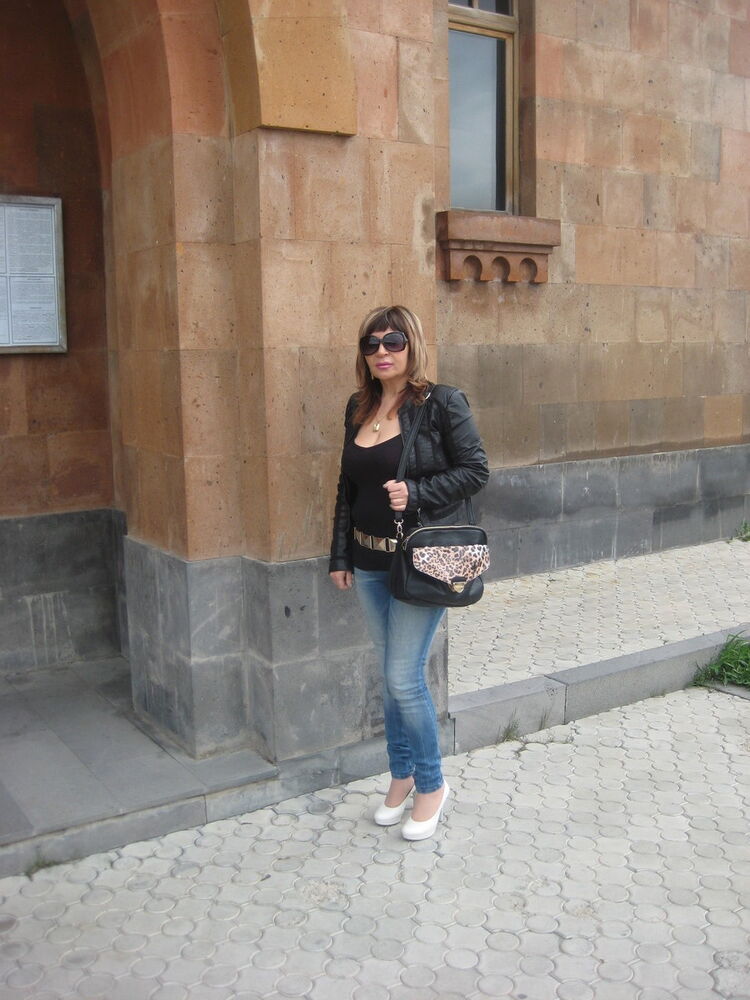  ,   Karolina, 51 ,   ,   , c 