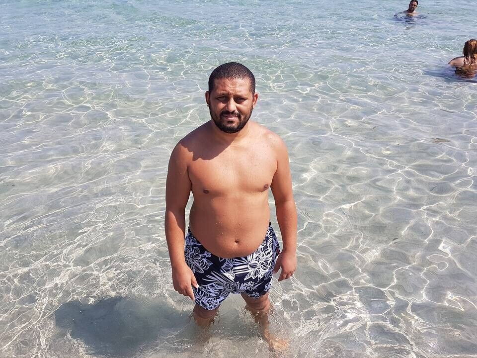  ,   Walid, 38 ,   ,   , c 