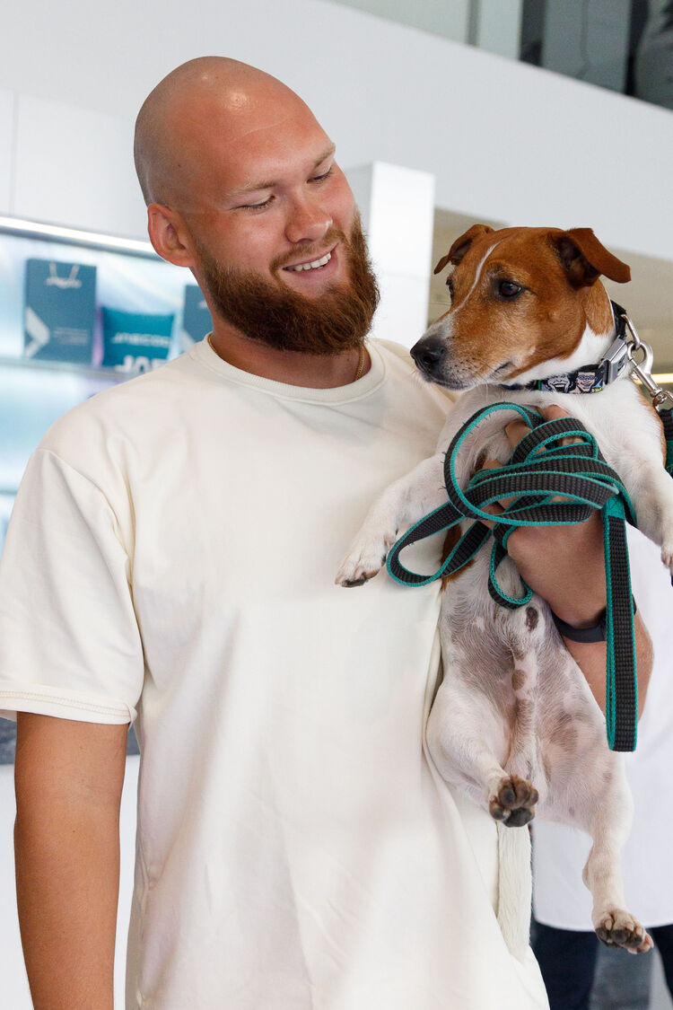  54493421  , 27 ,    Goddard