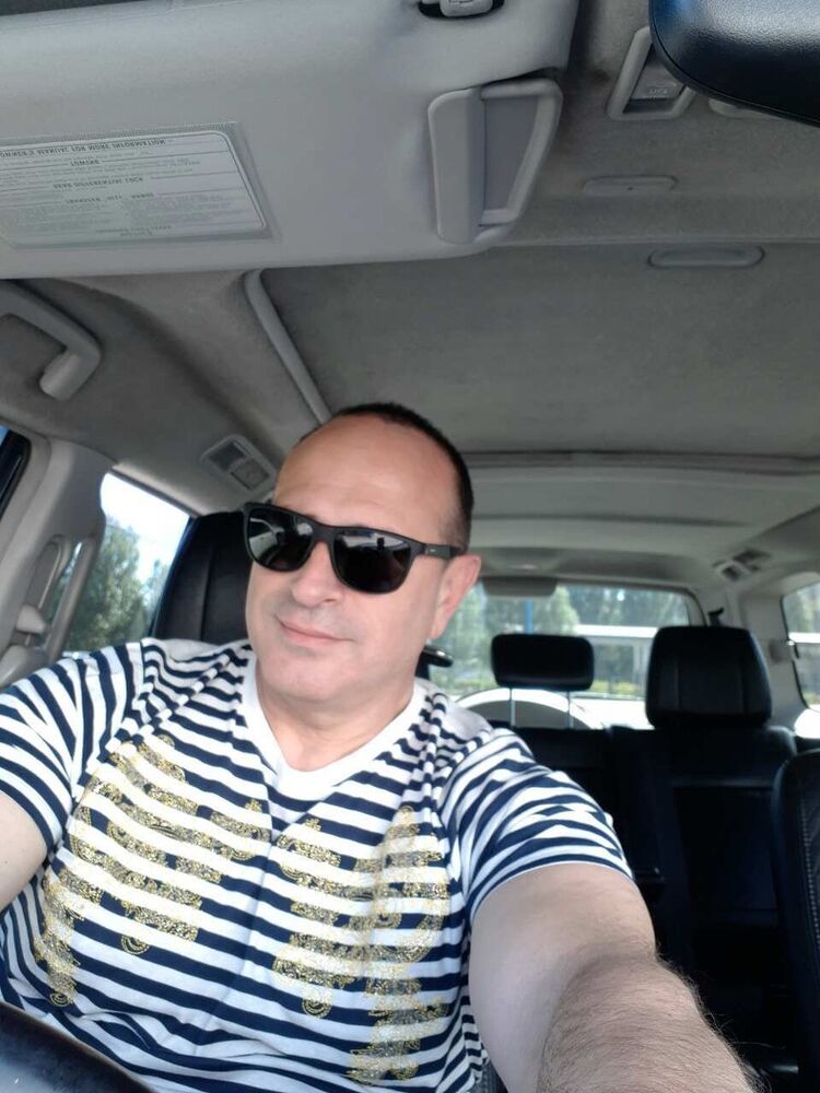  12060511  Bob, 54 ,    