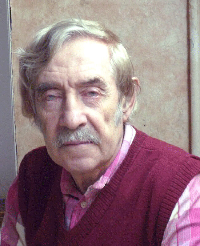  8294581  Vladimir, 77 ,    