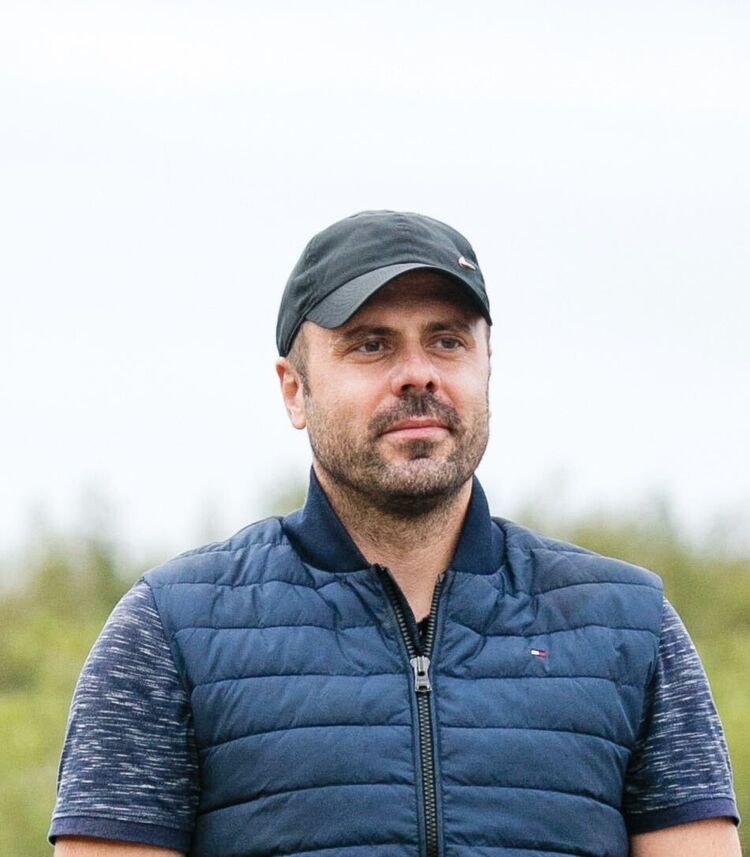 ,   Nick, 48 ,   ,   , c 