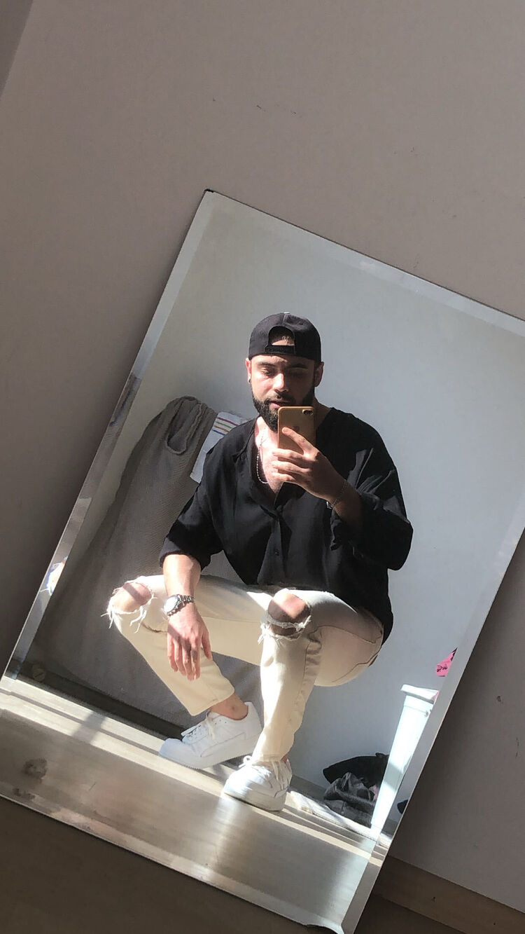  ,   Caner, 25 ,   ,   
