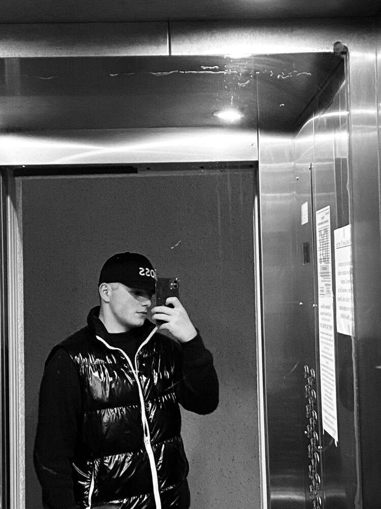 ���� 40207881 ����� Gggg, 24 ����, ���� ���������� � �������-��-����