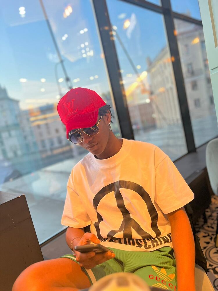 ���������� �����, ���� ����� Christian, 25 ���, ������������ ��� ������, ����� � ���������