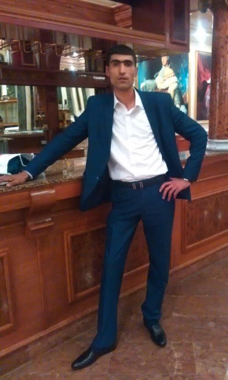  ,   Gevorg, 35 ,   ,   