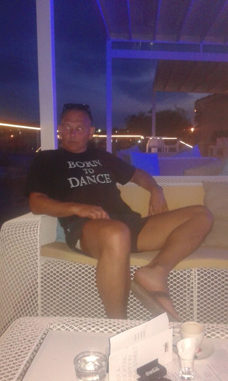  25790381  Damir, 56 ,    