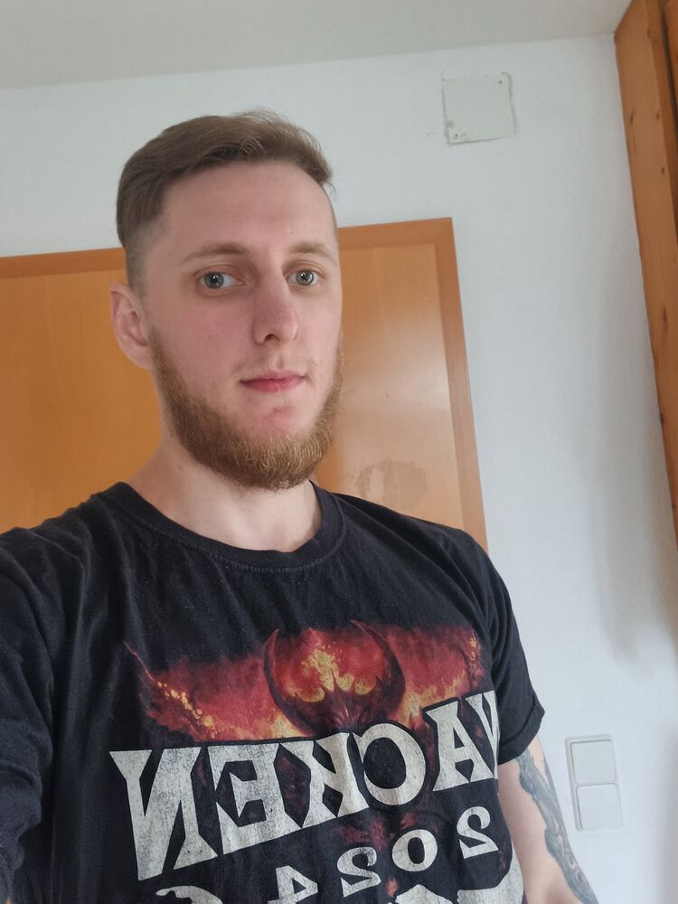  Stuttgart,   , 28 ,   ,   