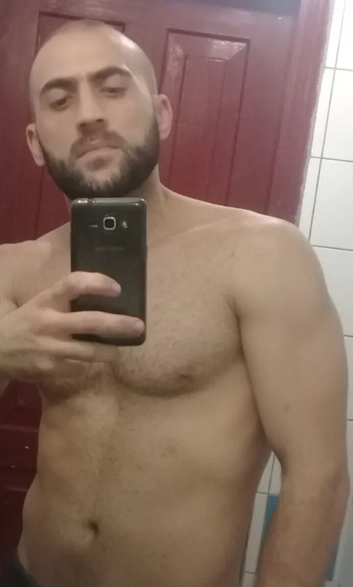  33024951  , 40 ,    