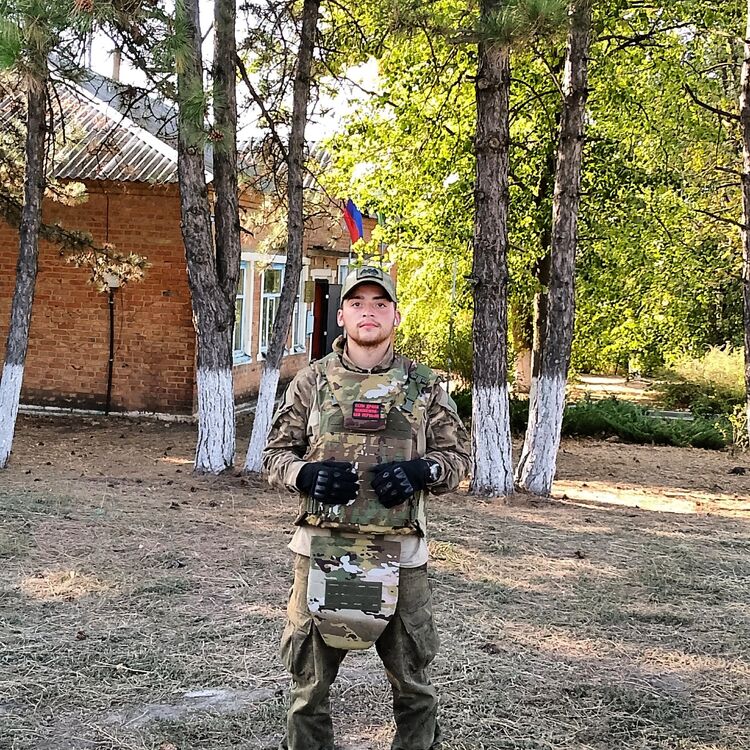 ���� 55165011 ������� Bruis, 27 ���, ���� ���������� � �����