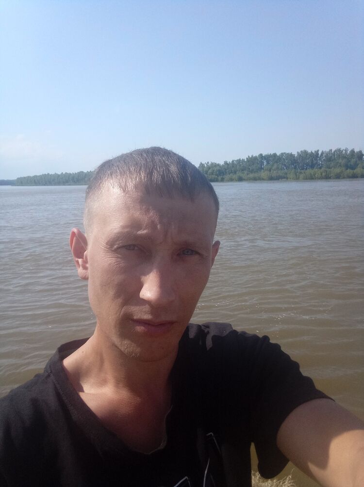  27607331  , 37 ,    