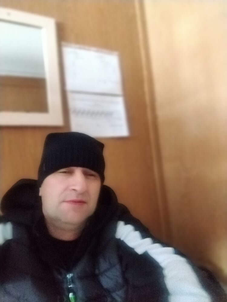  46945141  , 42 ,    
