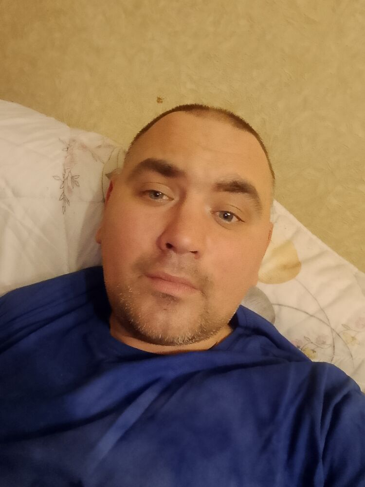  47842711  , 33 ,    