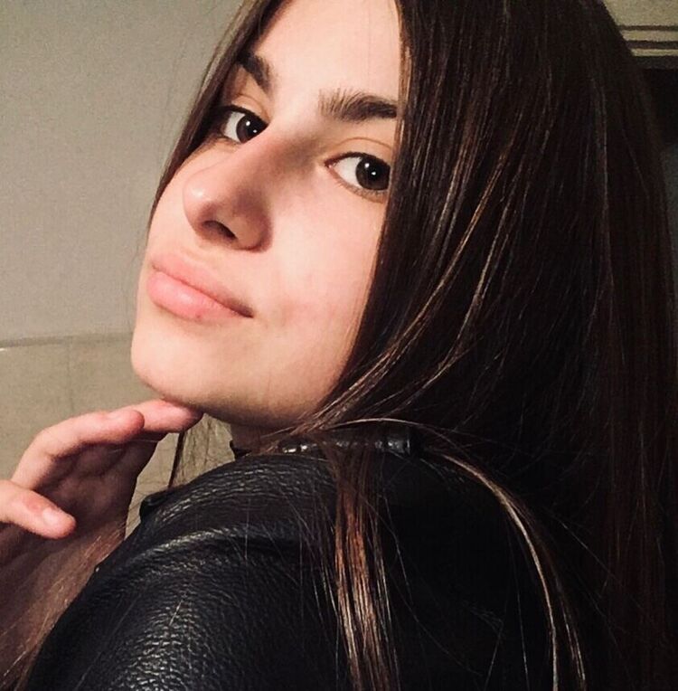  21316791  Alina, 23 ,    