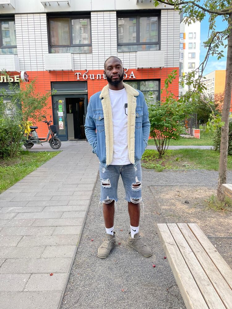  48033211  Jordy, 32 ,    