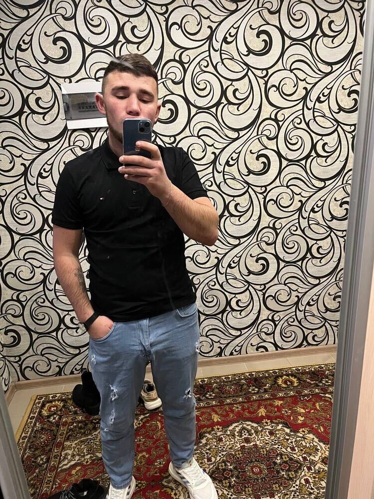  39749941  , 24 ,    