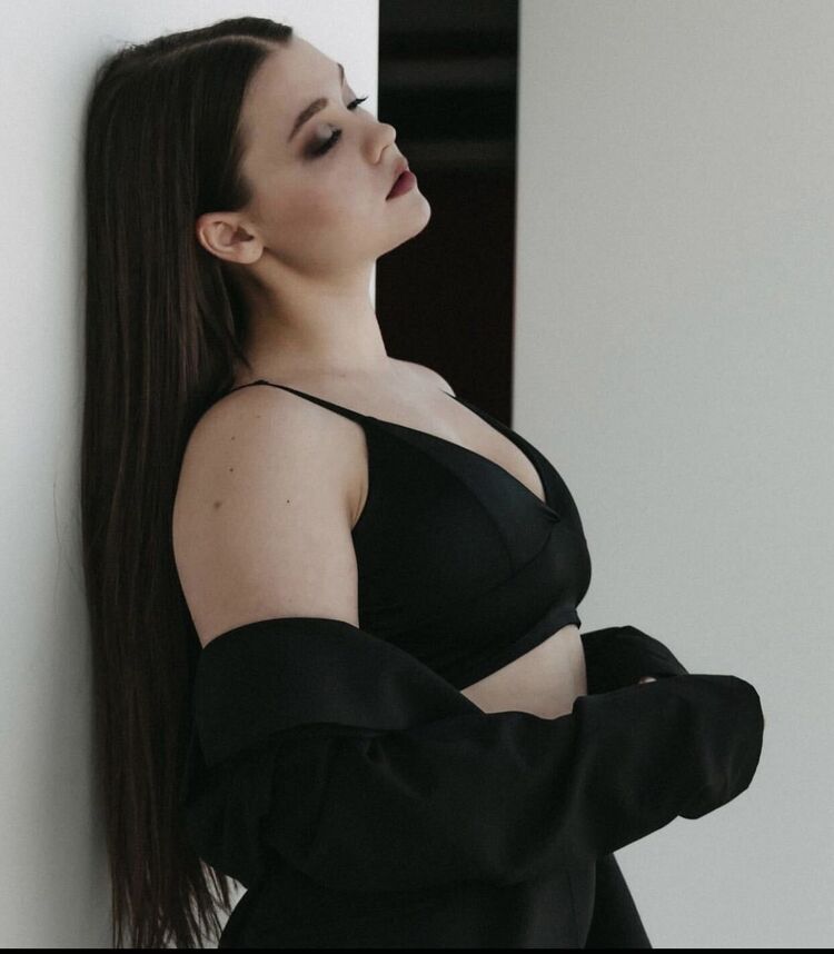  45145561  , 23 ,    -