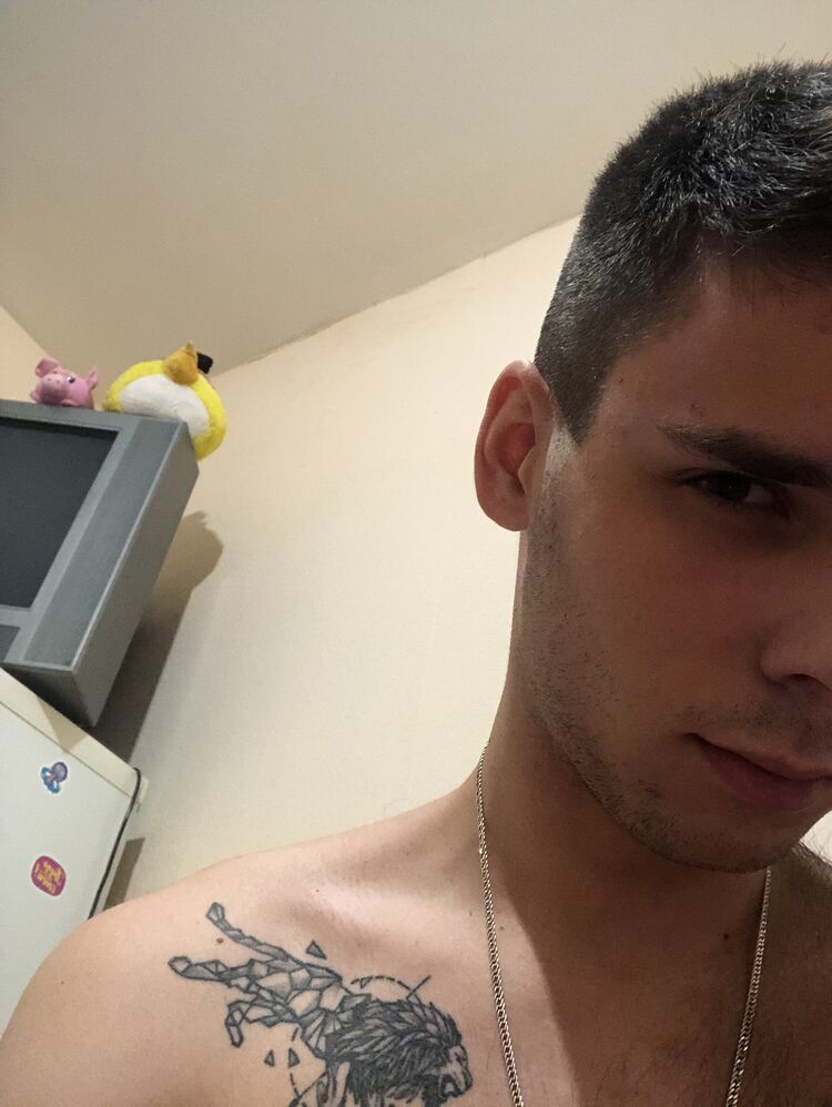  39414961  , 24 ,    
