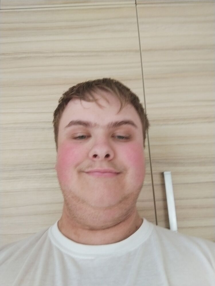  42849211  , 22 ,    