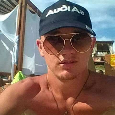  ,   Anton, 31 ,   ,   