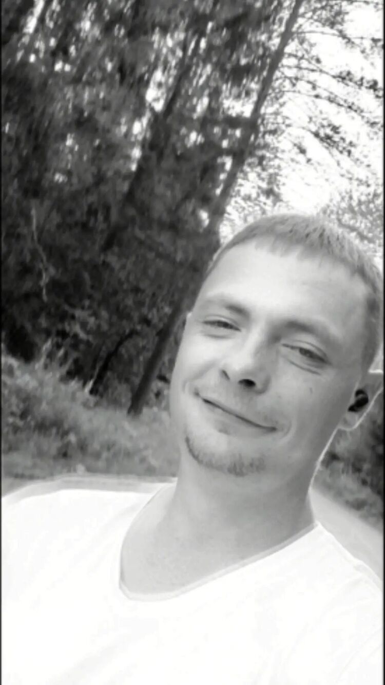  52322041  Koks, 34 ,    