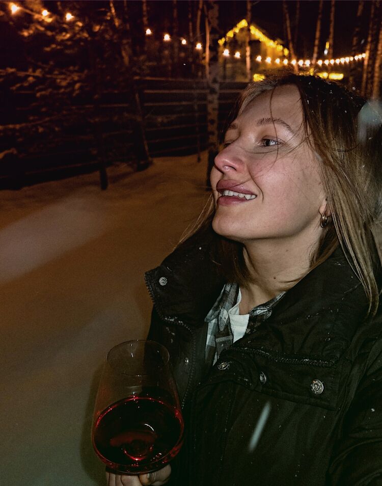  54140761  , 33 ,    --