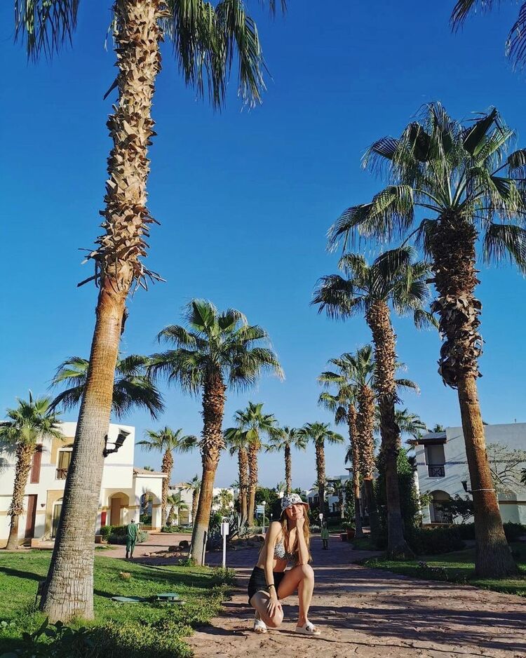  ,   Marina, 24 ,   ,   