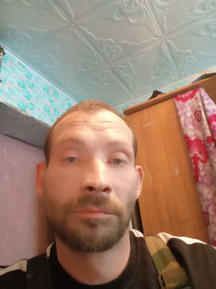  39044651  Sergey, 37 ,    