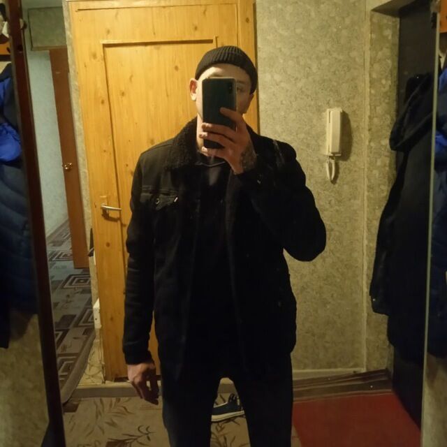  34335261  Maks, 31 ,    