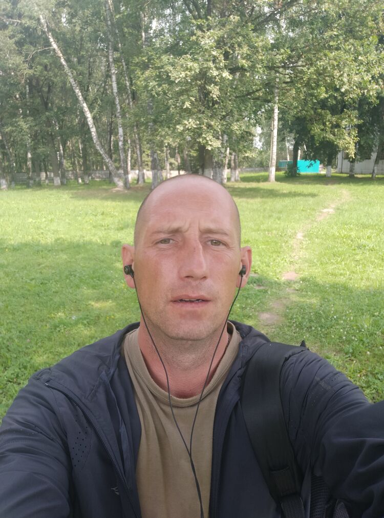  36810621  , 42 ,    