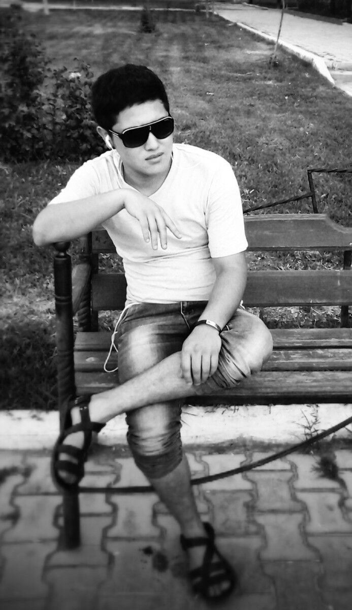  9725931  Zohiddin, 33 ,    