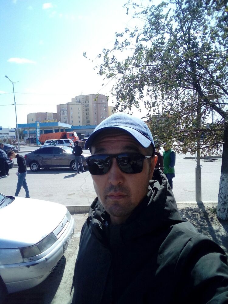  18327901  , 41 ,    