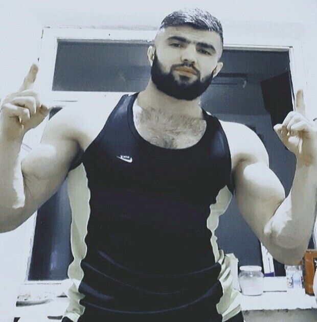  ,   Alik, 32 ,   ,   