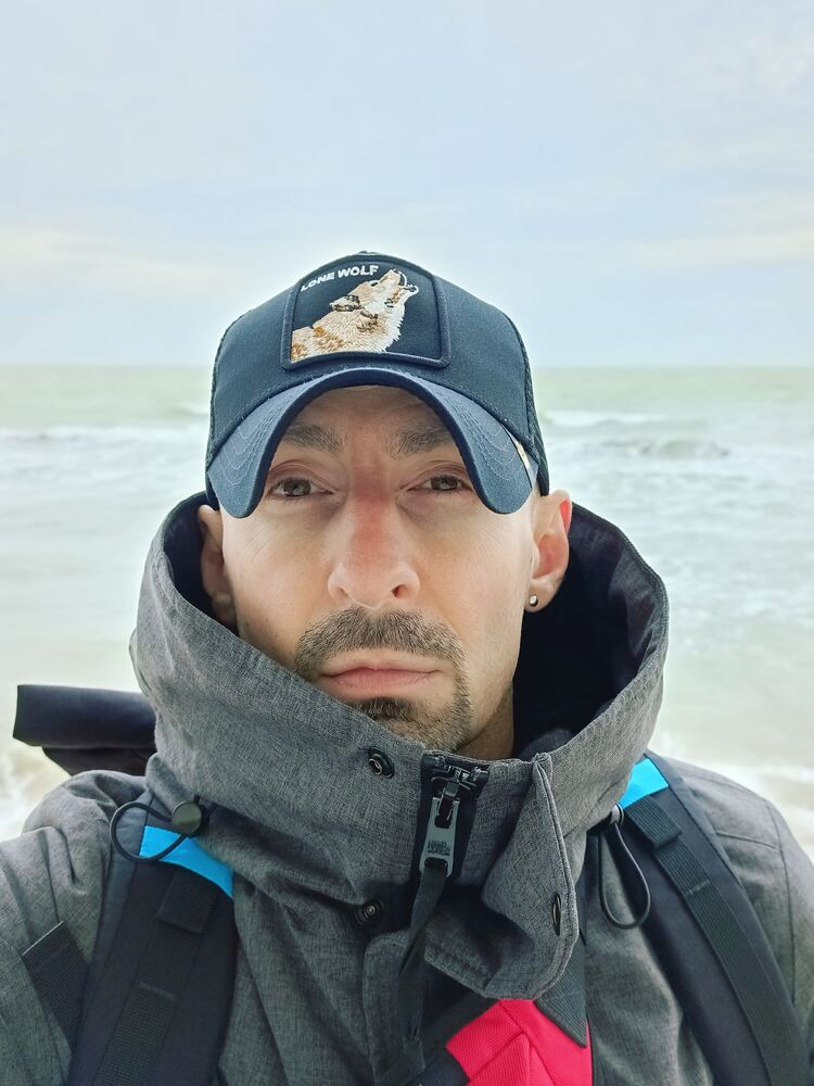  ,   Boris, 46 ,   ,   