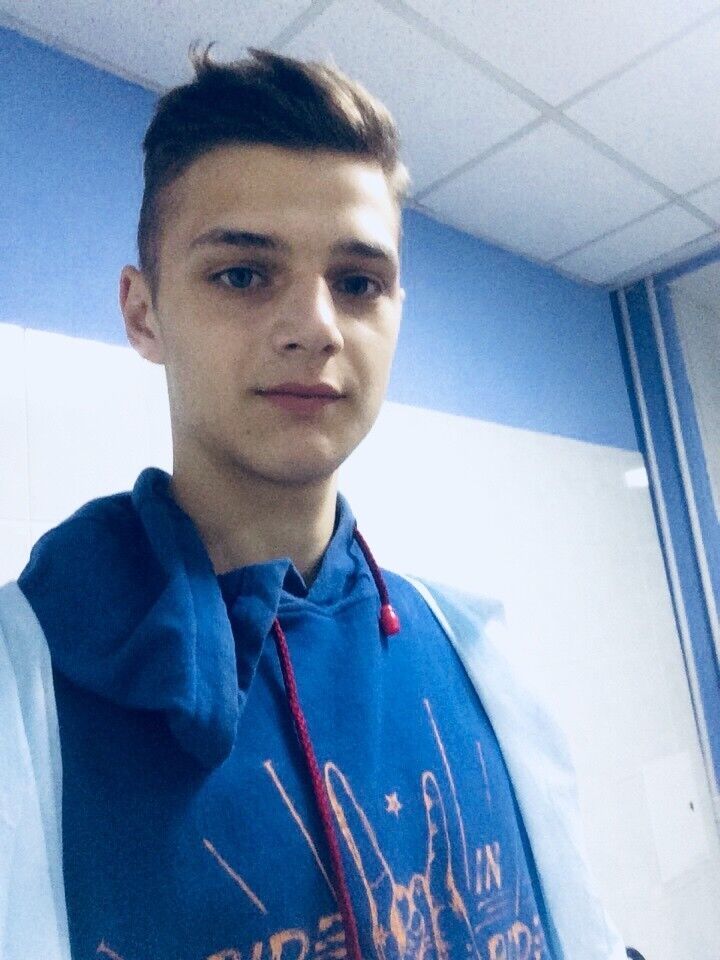  14294811  Ilya, 26 ,    