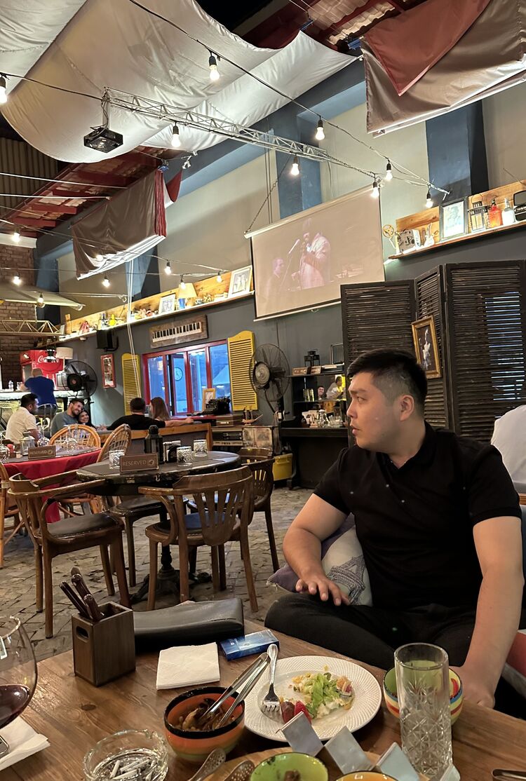  ,   Sanjar, 25 ,   ,   