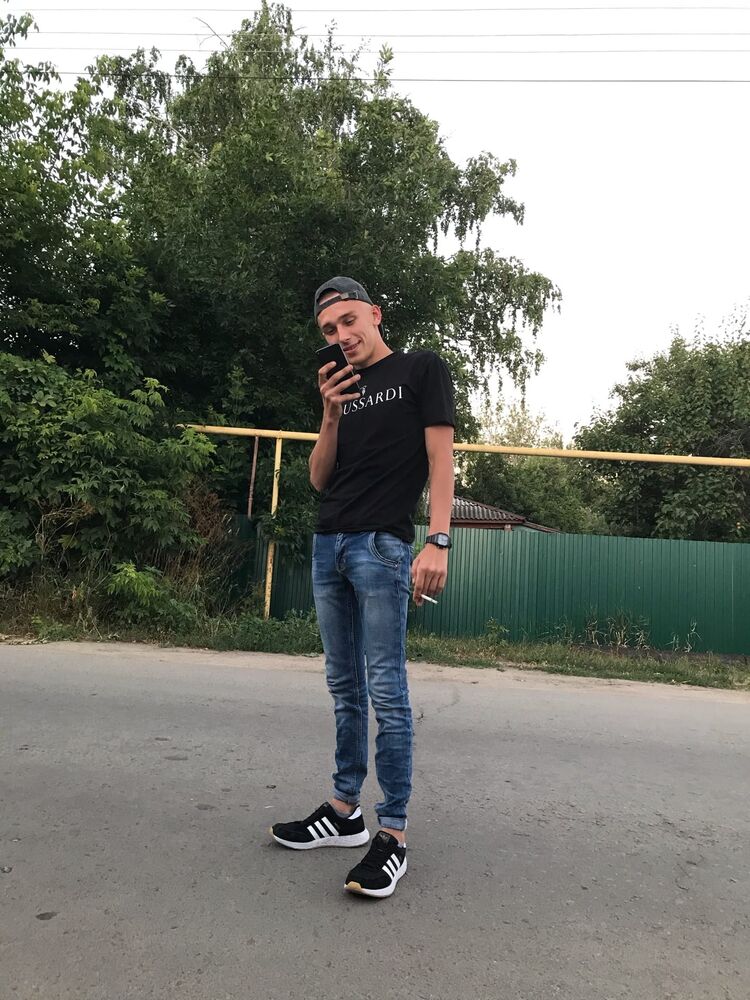  46678581  , 26 ,    