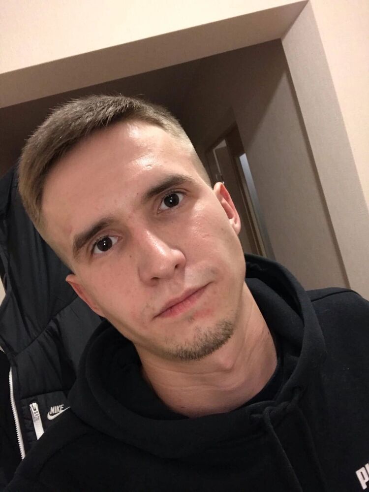  46944531  , 27 ,    