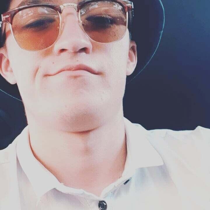  20368221  Ali, 26 ,    